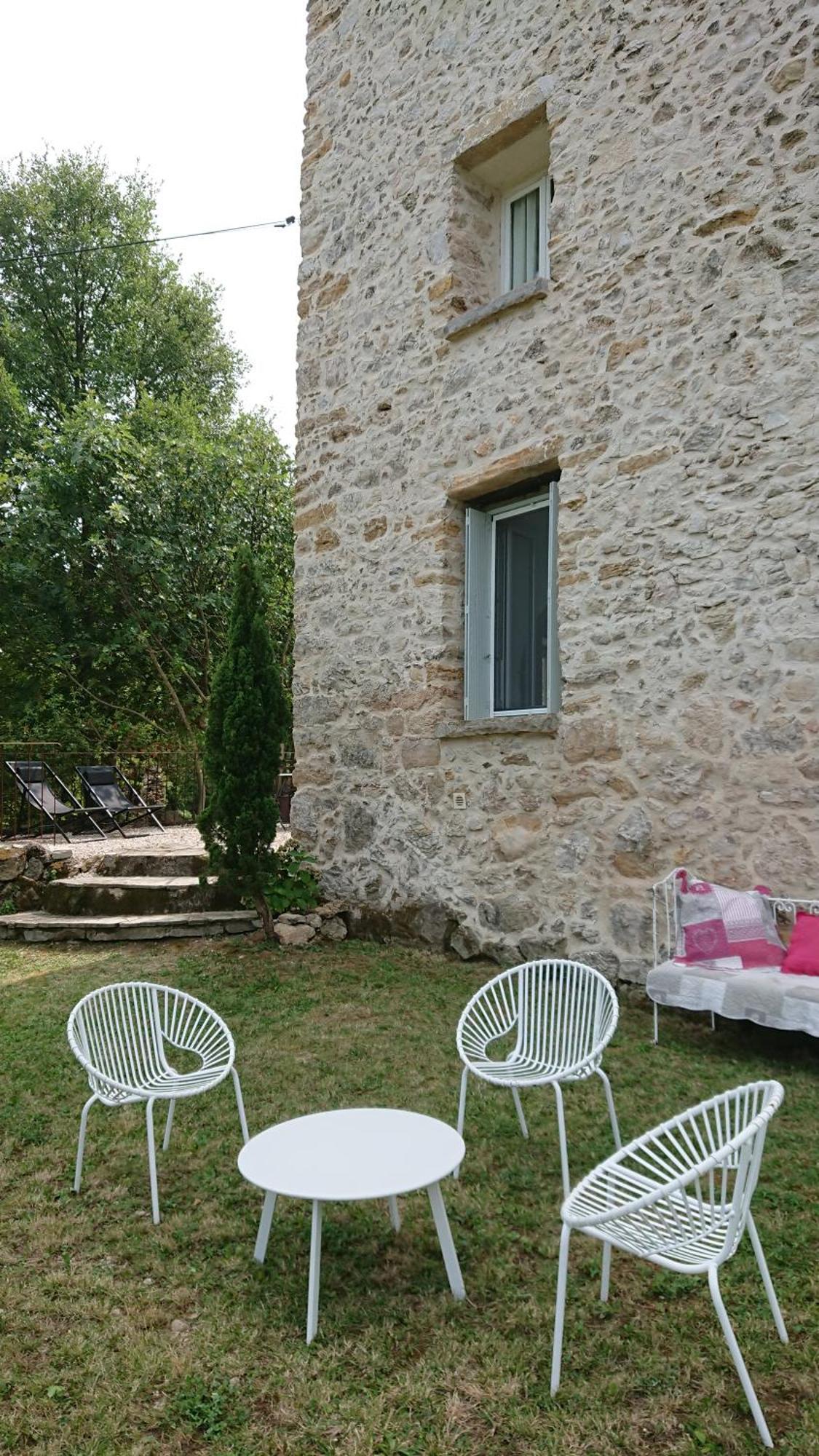 Gite En Cevennes Du Sud, Bergerie Restauree Au Rez De Jardin D'Une Bastide Avec Piscine, Vue Exceptionnelle, Authenticite Et Confort Saint-Laurent-le-Minier Exterior foto