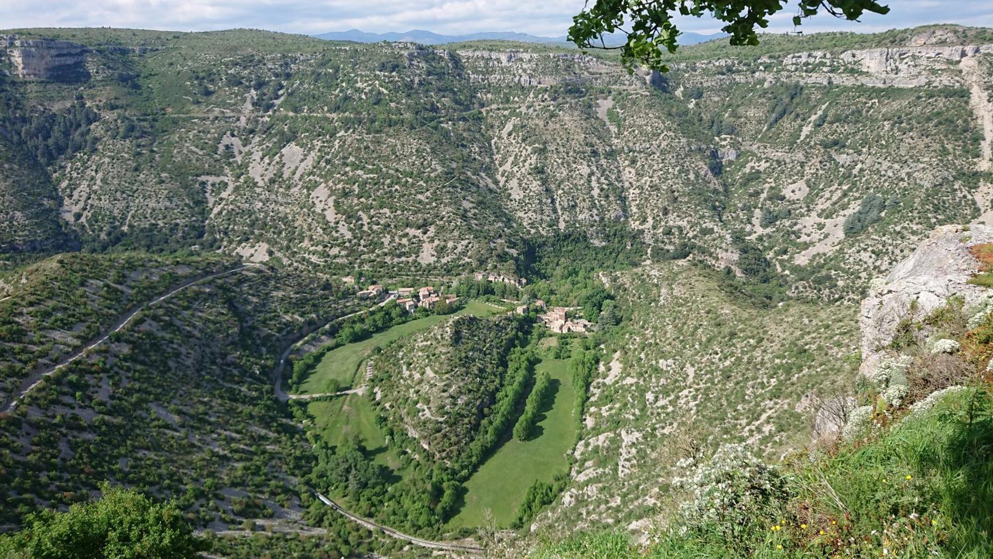 Gite En Cevennes Du Sud, Bergerie Restauree Au Rez De Jardin D'Une Bastide Avec Piscine, Vue Exceptionnelle, Authenticite Et Confort Saint-Laurent-le-Minier Exterior foto